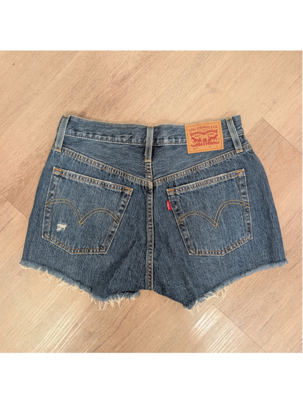 Women's Levi's 501 Distressed Jean Shorts Blue Size 27 Front Button Fly Jeans
